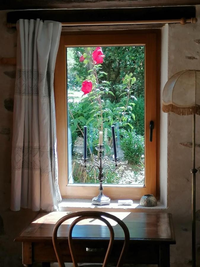 Bed and Breakfast La Tour Du Bois Dormant Plozevet Екстер'єр фото